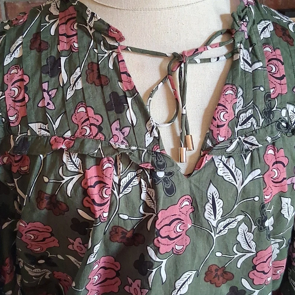 Cleobella Olive Green Floral Tie-Neck Blouse - Picture 2 of 10